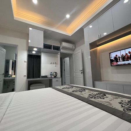 Safa Homestay Yogyakarta Exterior photo