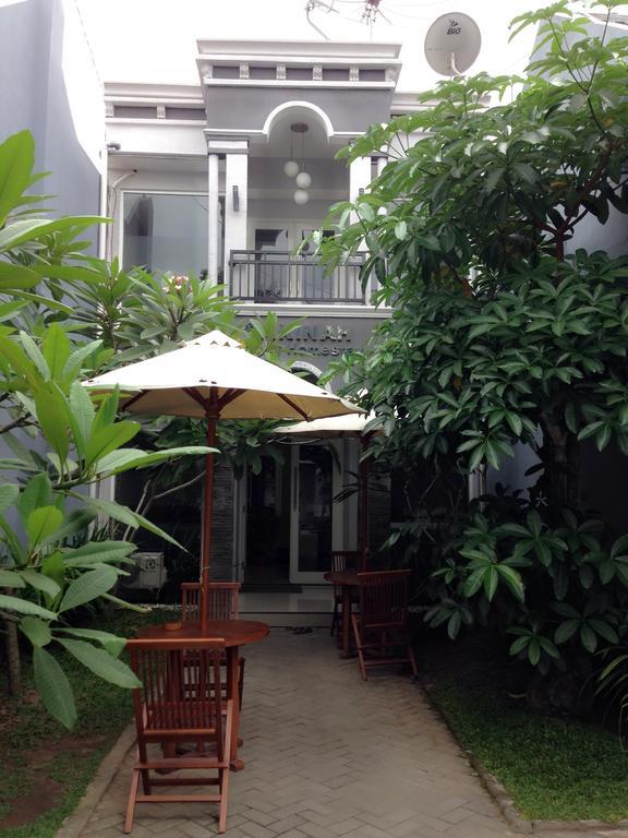Safa Homestay Yogyakarta Exterior photo