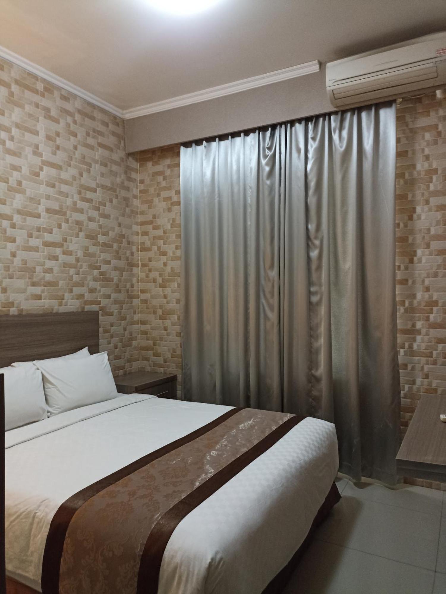 Safa Homestay Yogyakarta Exterior photo