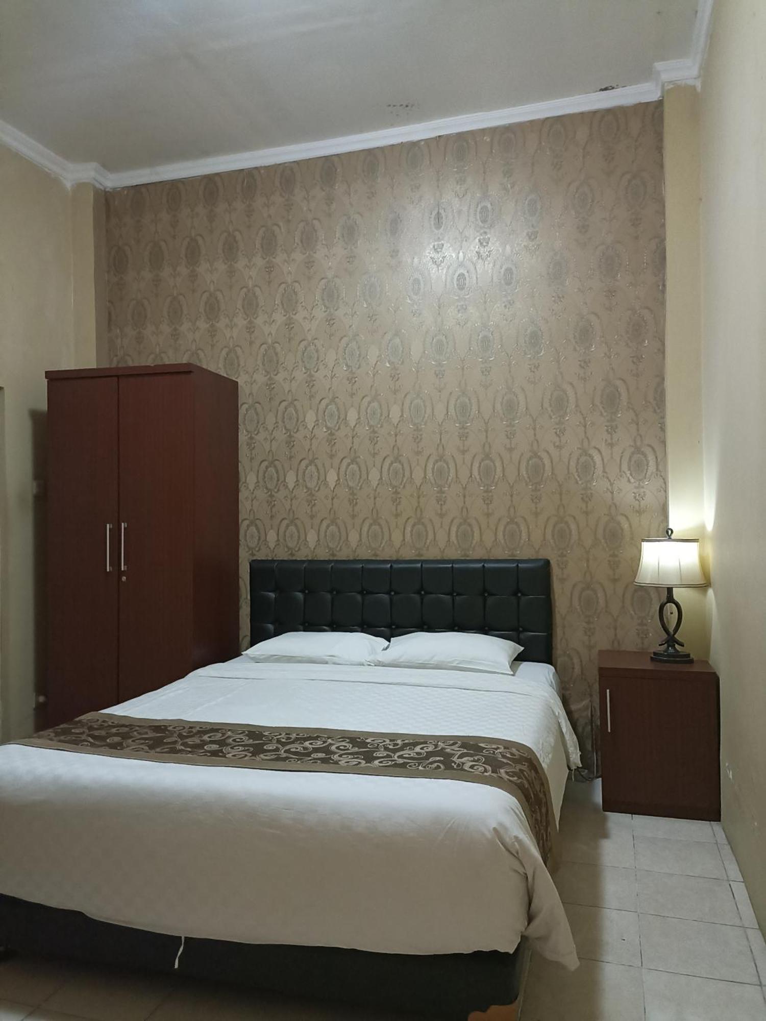 Safa Homestay Yogyakarta Exterior photo