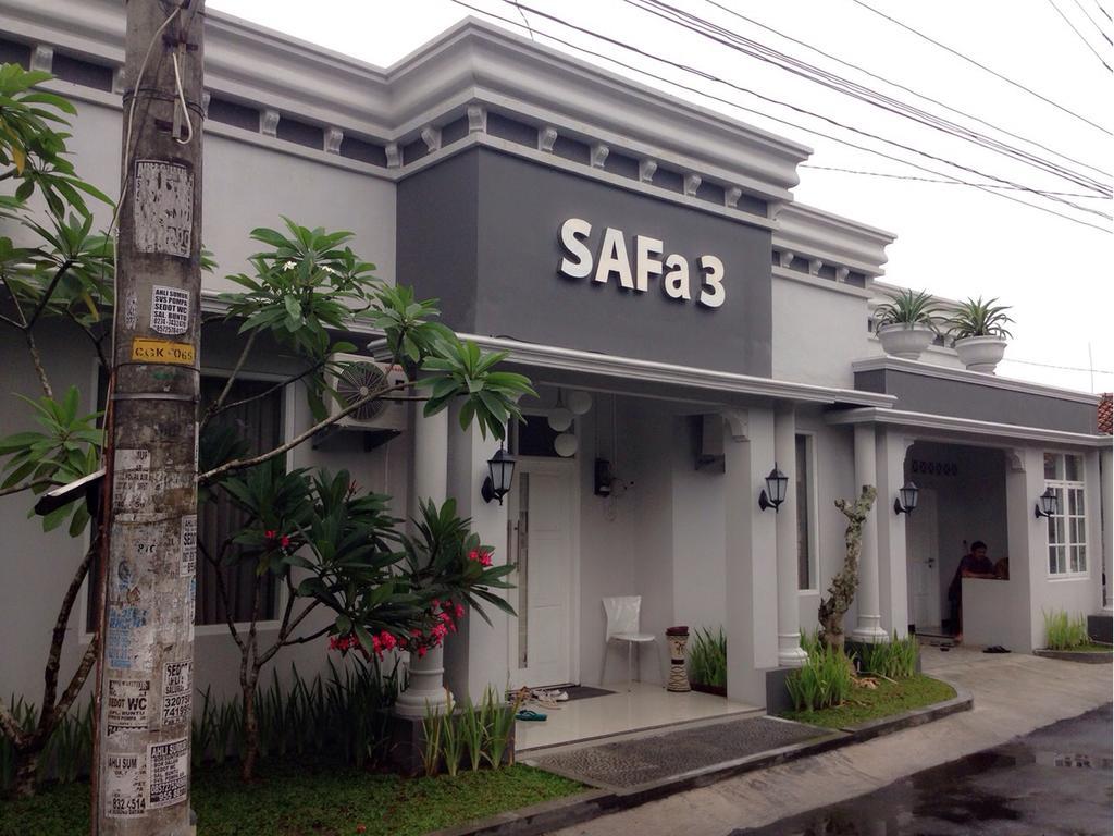Safa Homestay Yogyakarta Exterior photo