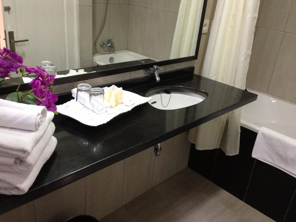 Safa Homestay Yogyakarta Exterior photo
