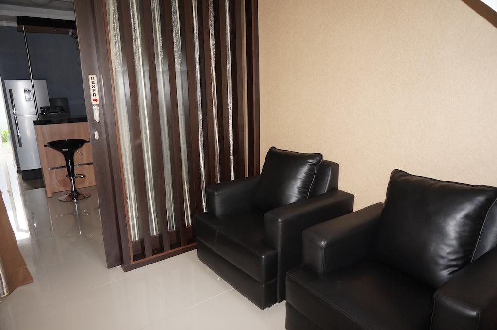 Safa Homestay Yogyakarta Exterior photo