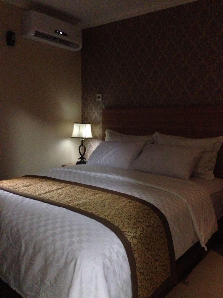 Safa Homestay Yogyakarta Exterior photo